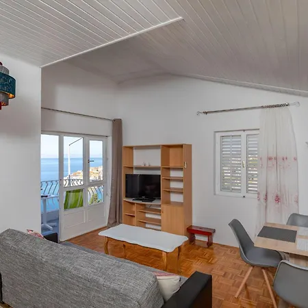 Apartment Agneza - One Bedroom With Terrace